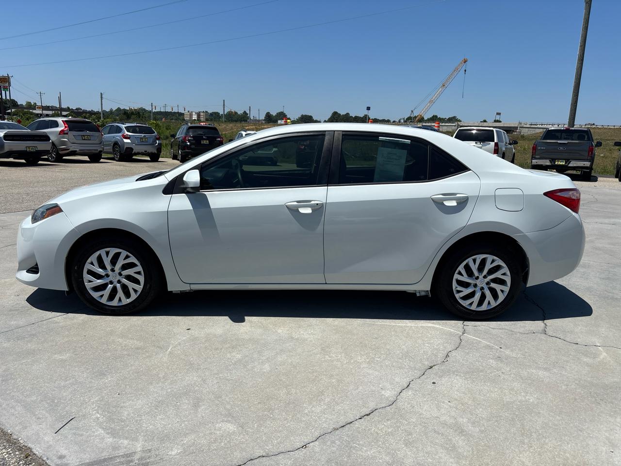 Toyota Corolla 4dr Sdn LE Auto 2018
