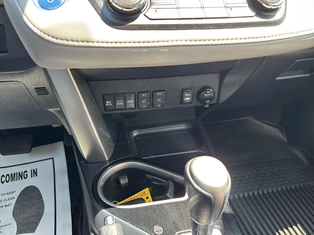 Toyota RAV4 Hybrid Limited AWD (Natl) 2018