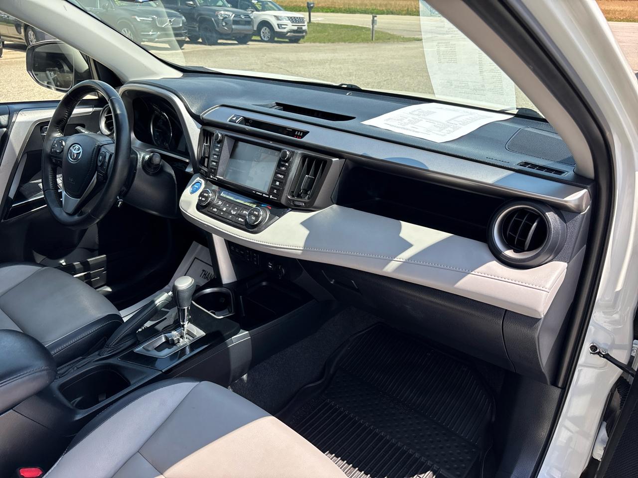 Toyota RAV4 Hybrid Limited AWD (Natl) 2018