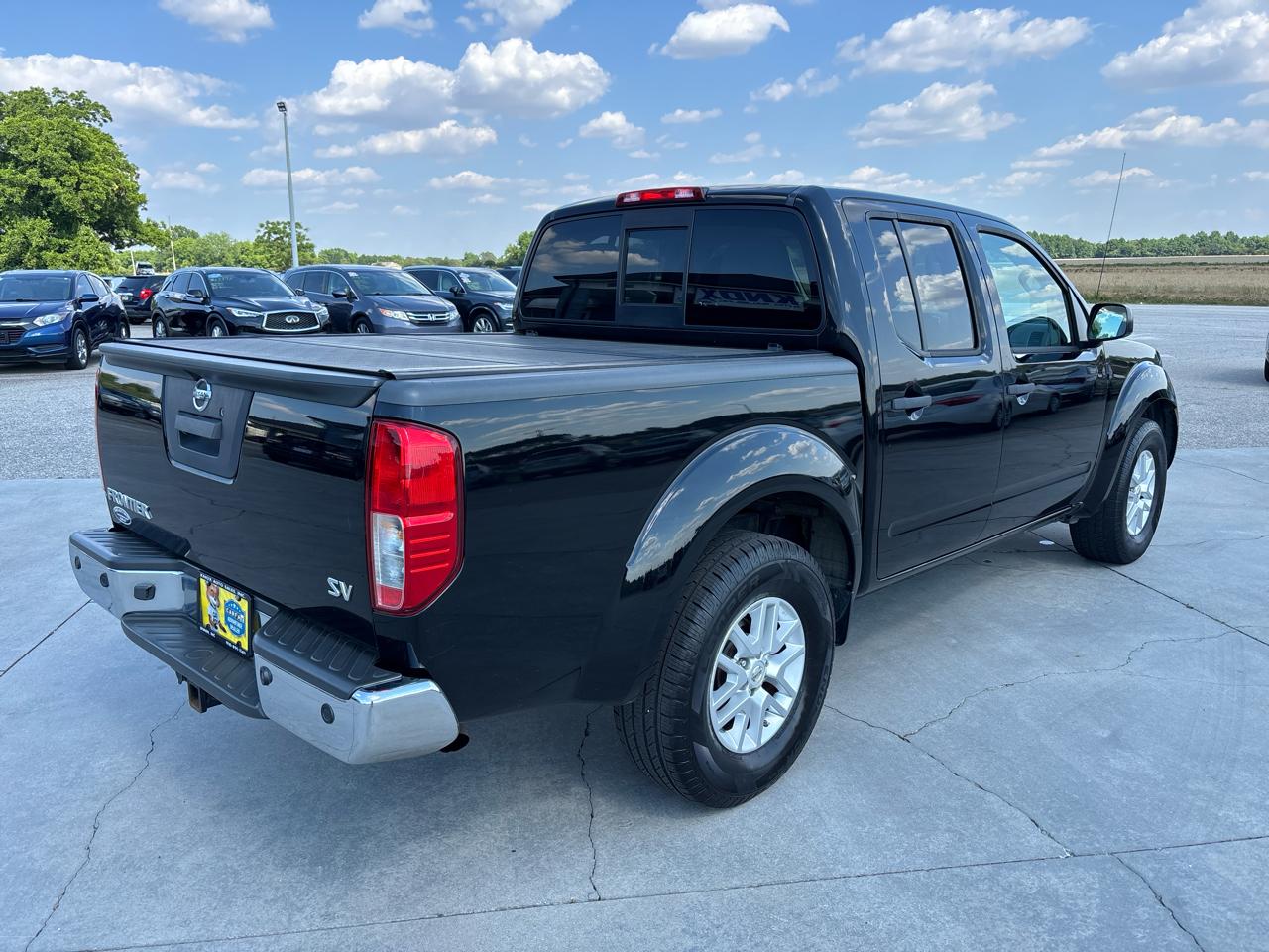 Nissan Frontier 2WD Crew Cab SWB Auto SV 2015