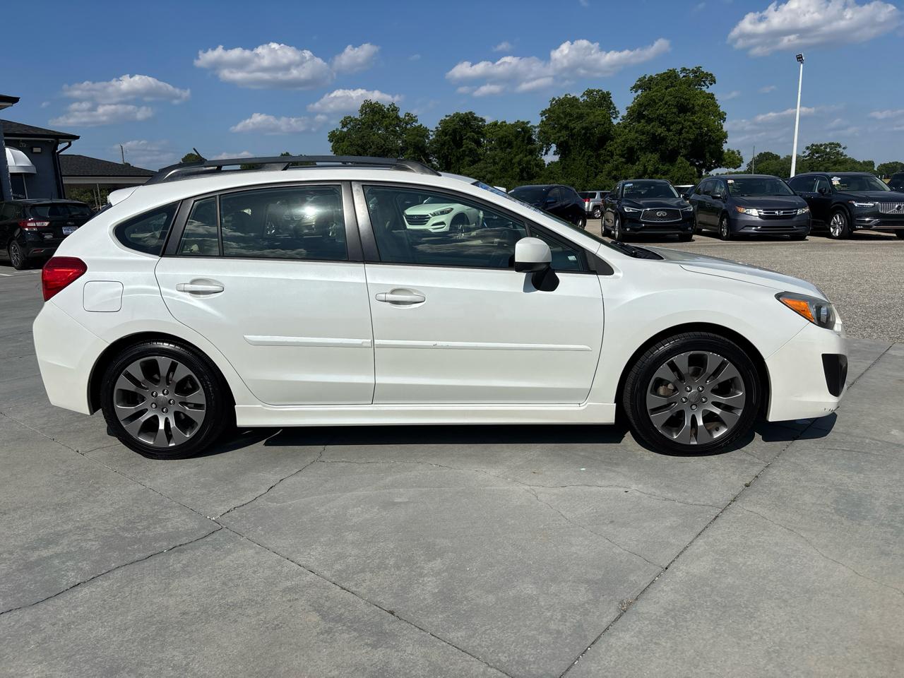Subaru Impreza Wagon 5dr Auto 2.0i Sport Premium 2013