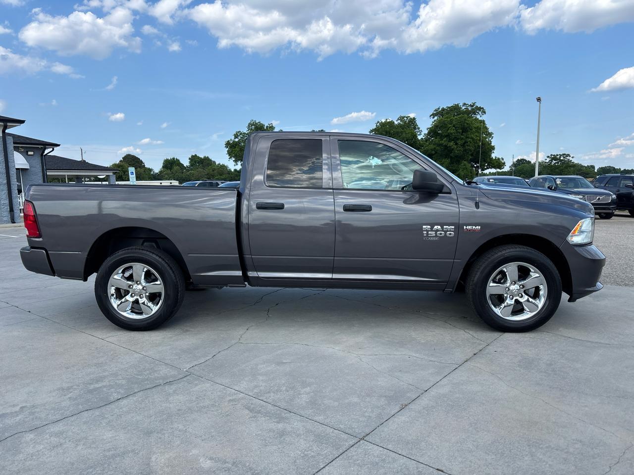 RAM 1500 Classic Express 4x4 Quad Cab 6'4" Box 2019