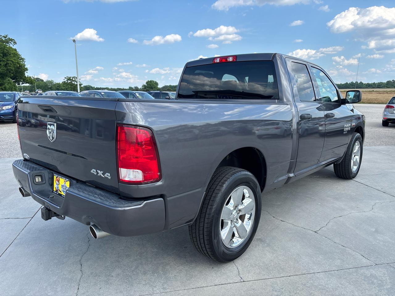 RAM 1500 Classic Express 4x4 Quad Cab 6'4" Box 2019