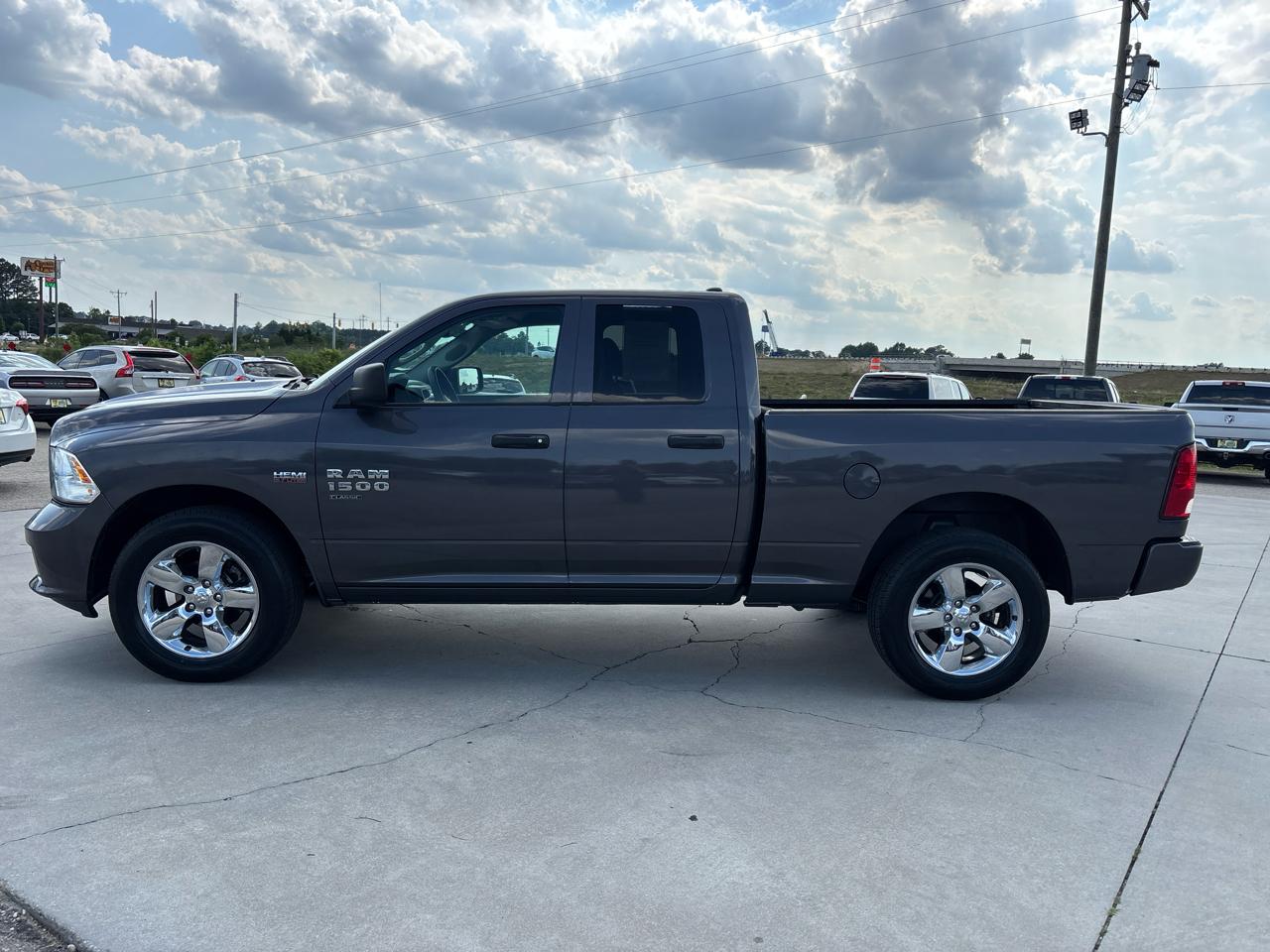 RAM 1500 Classic Express 4x4 Quad Cab 6'4" Box 2019