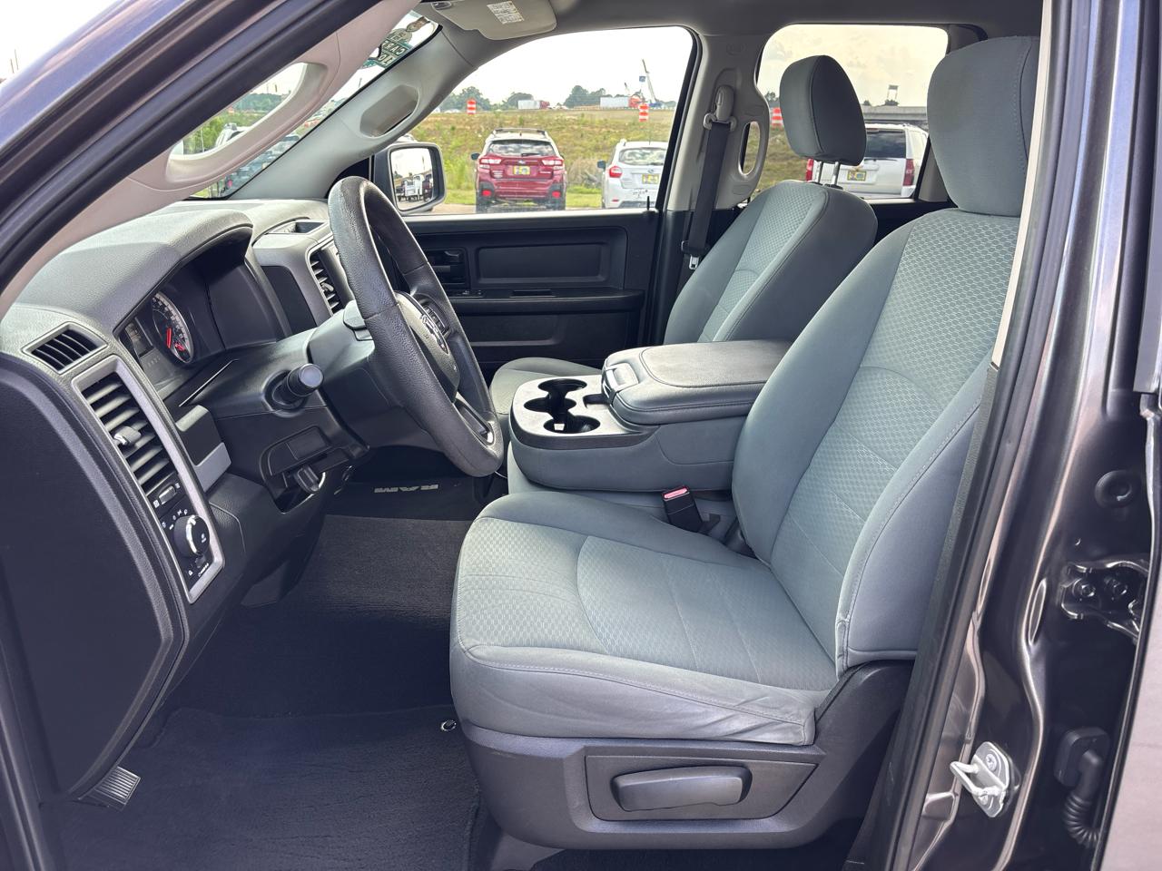 RAM 1500 Classic Express 4x4 Quad Cab 6'4" Box 2019