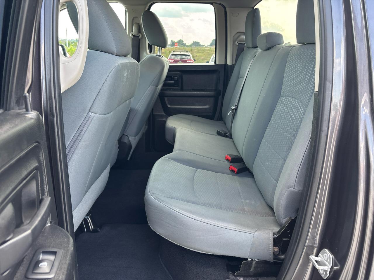 RAM 1500 Classic Express 4x4 Quad Cab 6'4" Box 2019