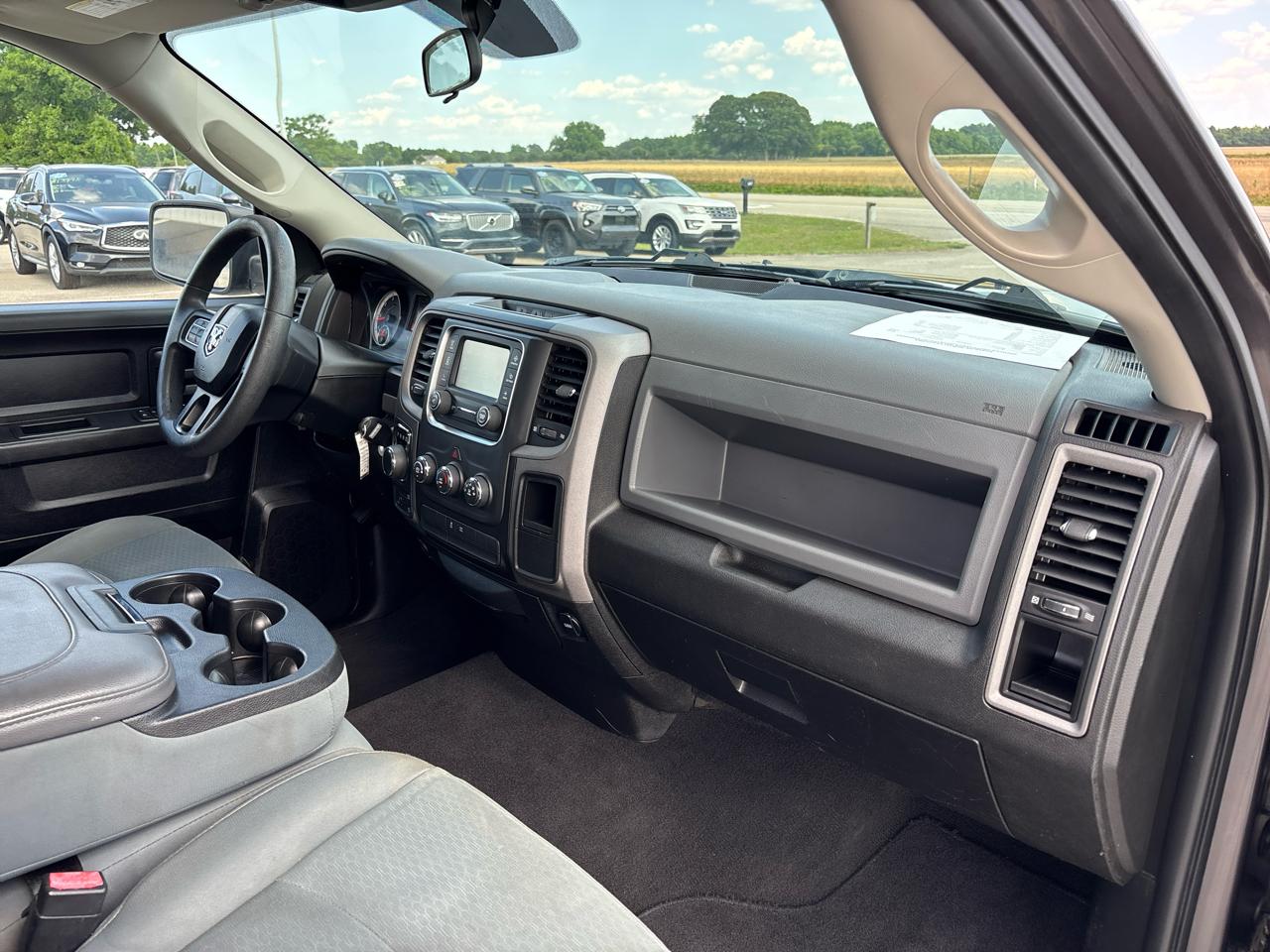 RAM 1500 Classic Express 4x4 Quad Cab 6'4" Box 2019