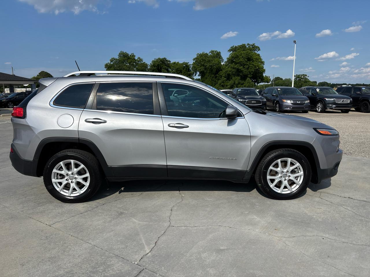 Jeep Cherokee Latitude Plus FWD 2018