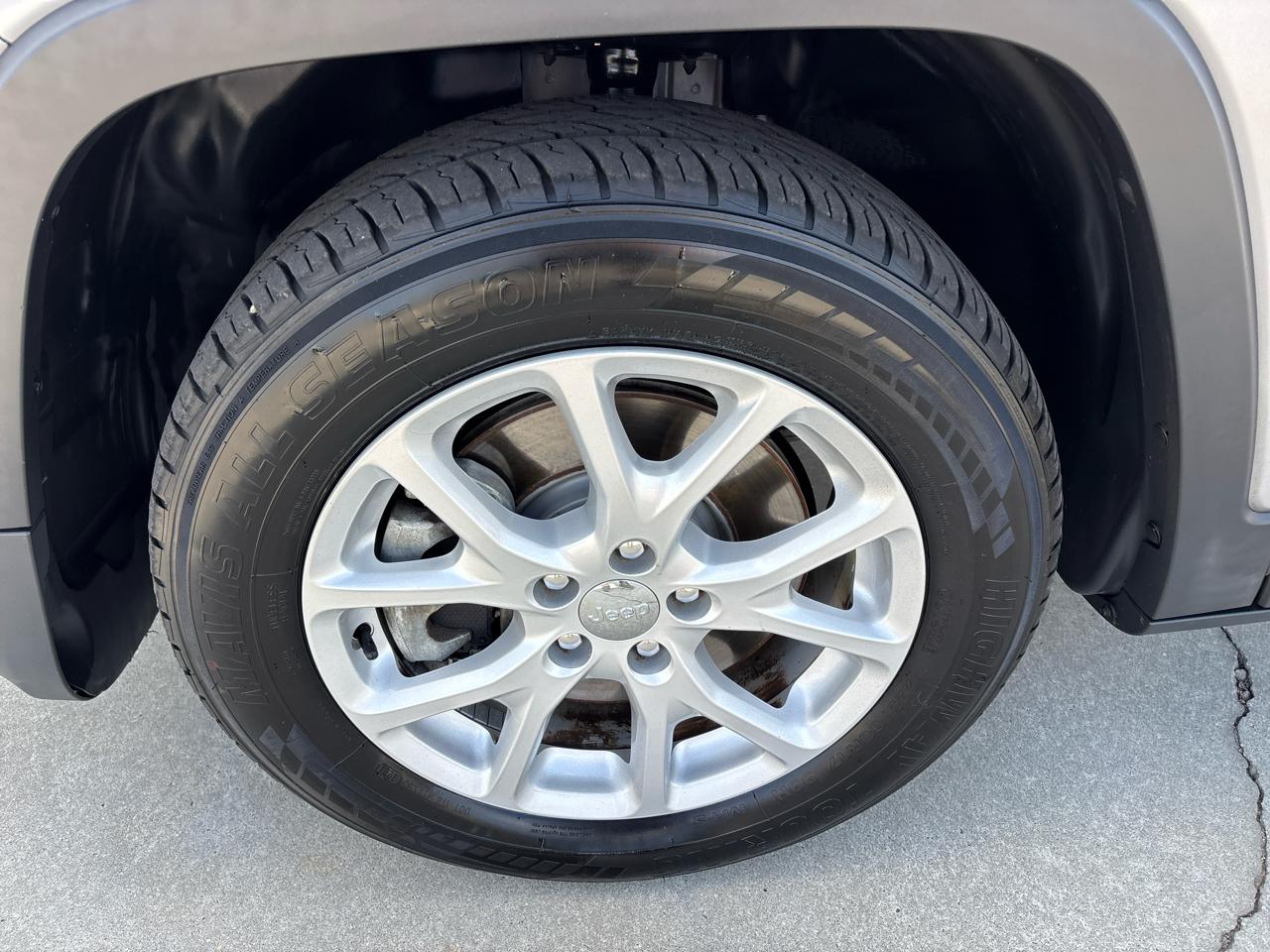 Jeep Cherokee Latitude Plus FWD 2018