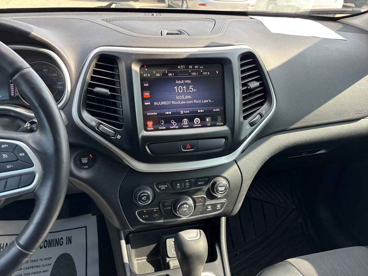 Jeep Cherokee Latitude Plus FWD 2018
