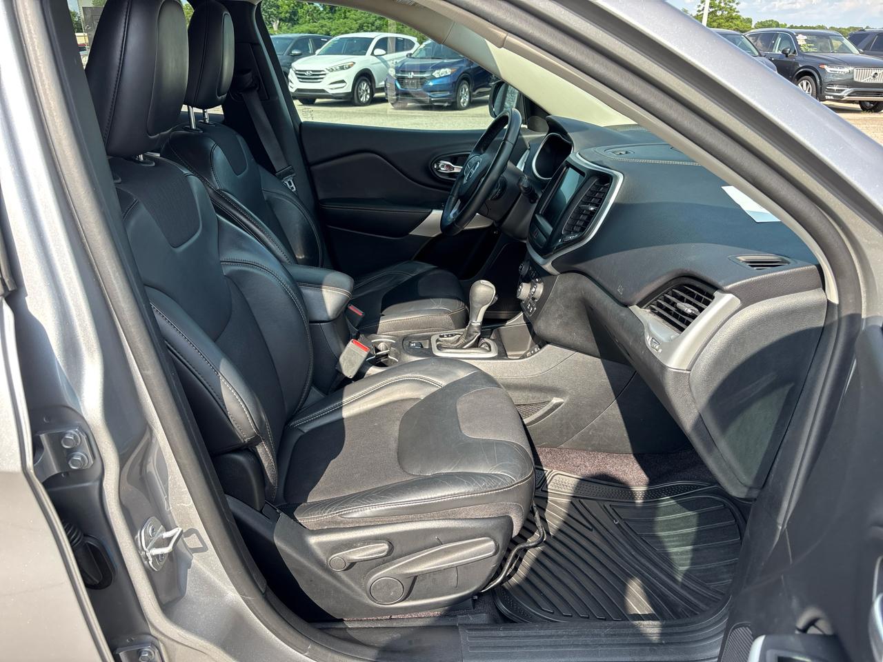 Jeep Cherokee Latitude Plus FWD 2018