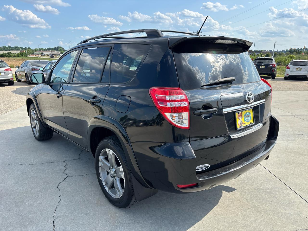 Toyota RAV4 4WD 4dr V6 5-Spd AT Sport (Natl) 2011