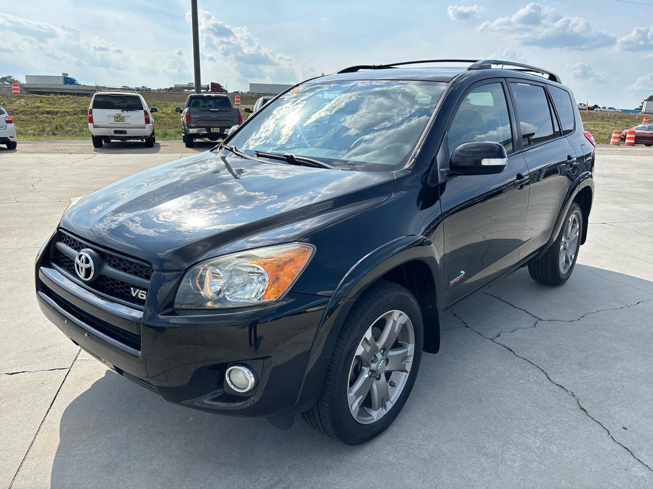 Toyota RAV4 4WD 4dr V6 5-Spd AT Sport (Natl) 2011