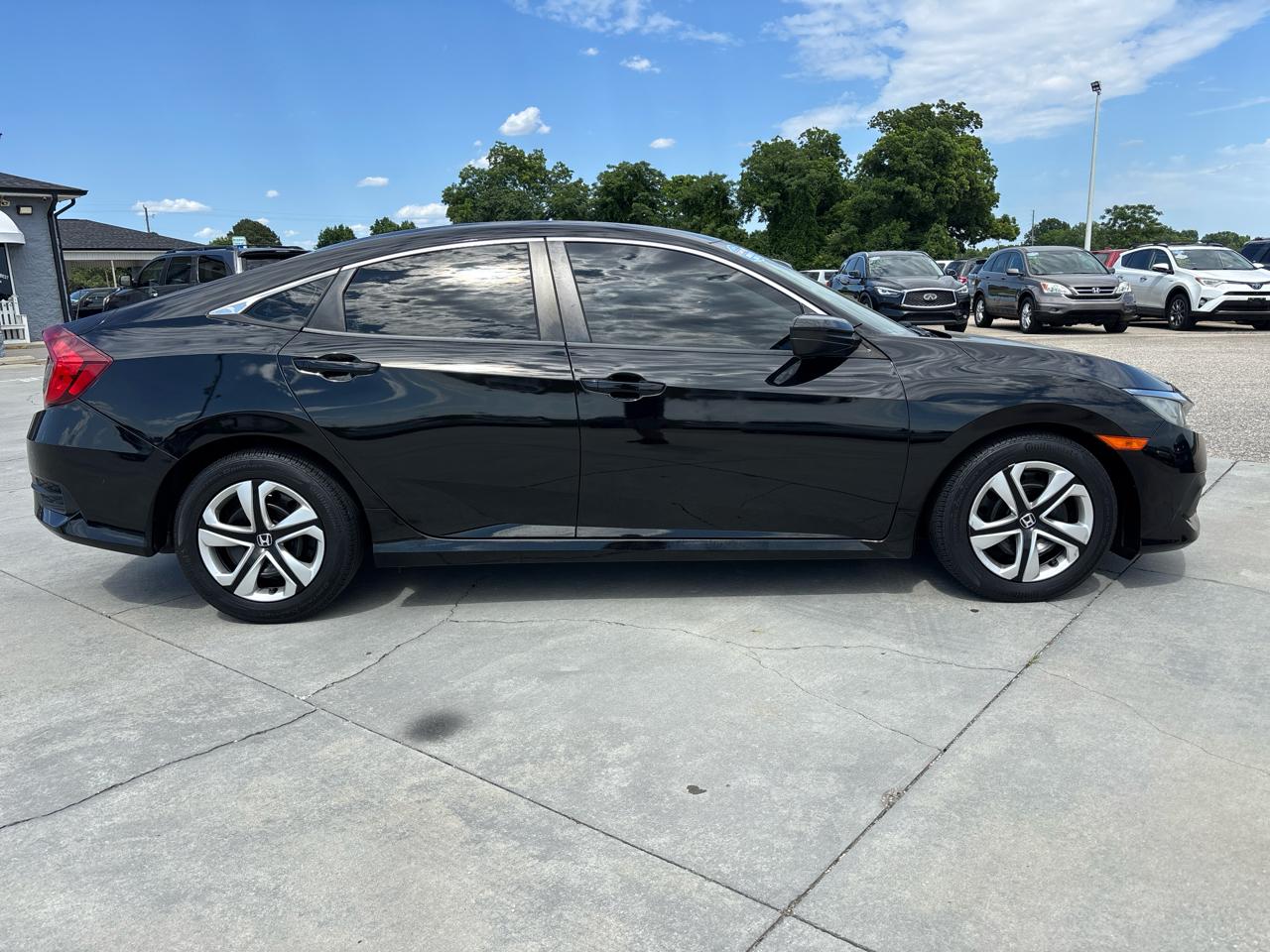 Honda Civic Sedan 4dr CVT LX 2016