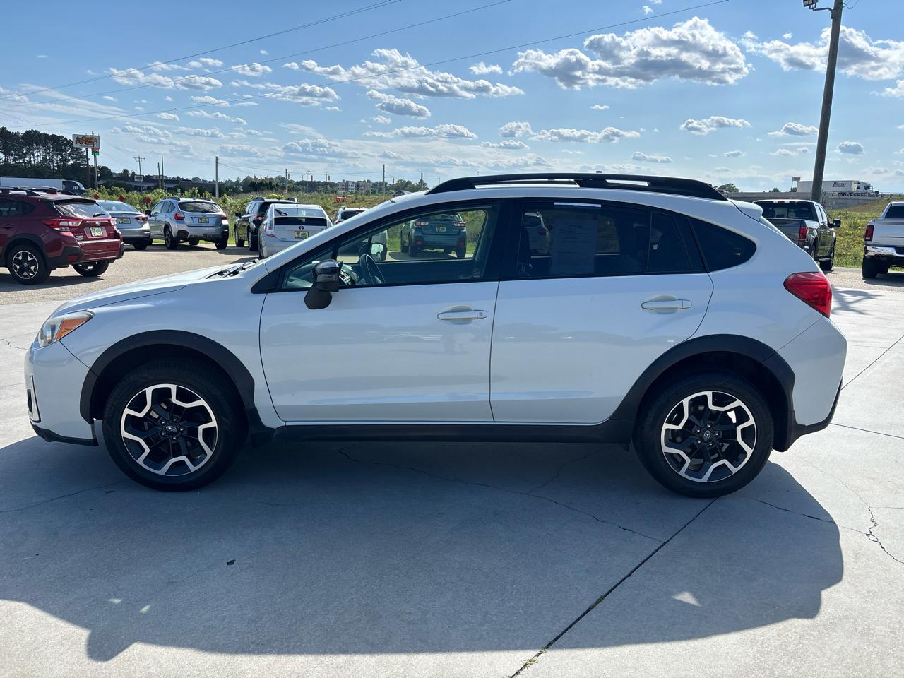 Subaru Crosstrek 5dr CVT 2.0i Limited 2016