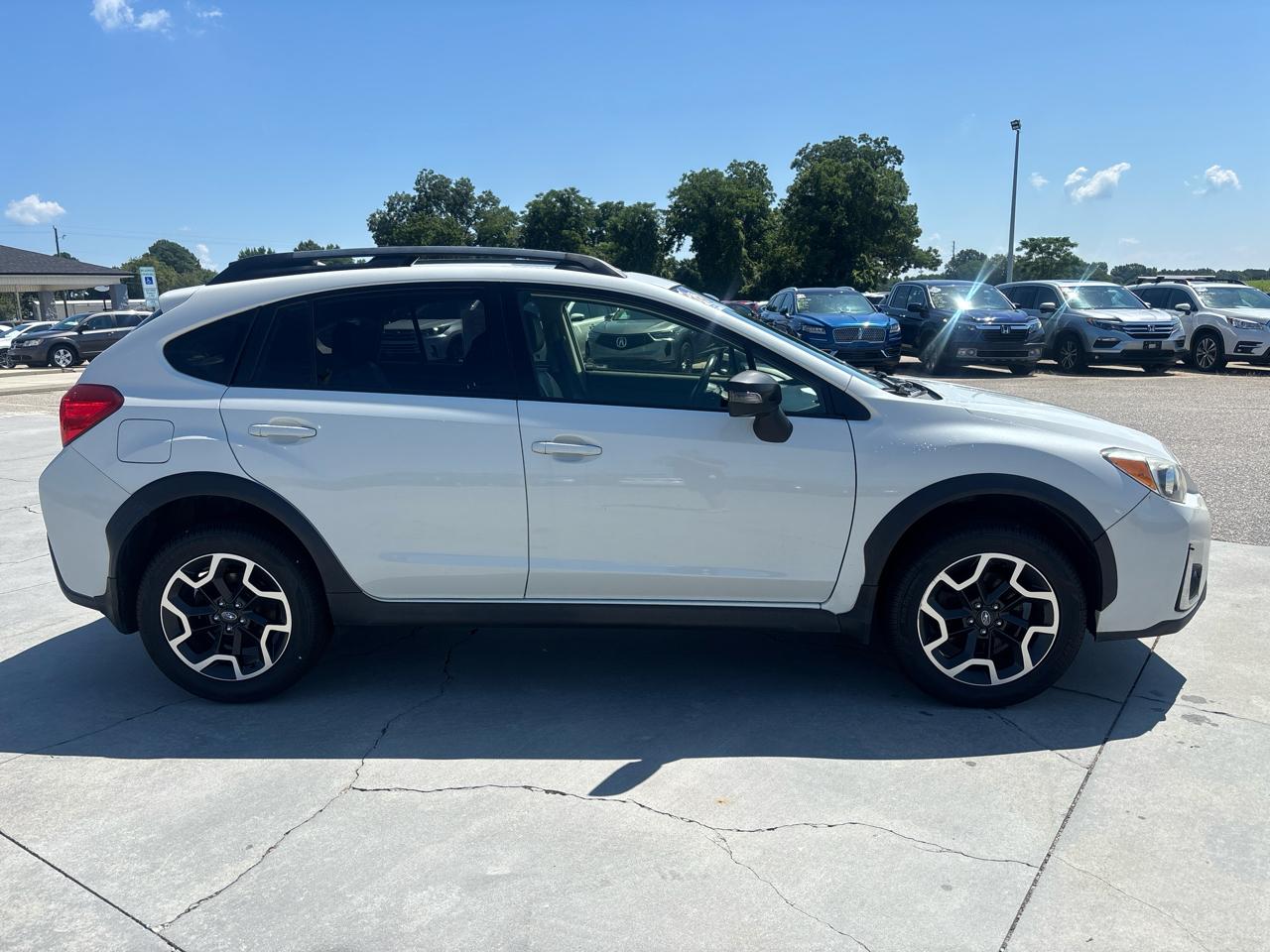 Subaru Crosstrek 5dr CVT 2.0i Limited 2016