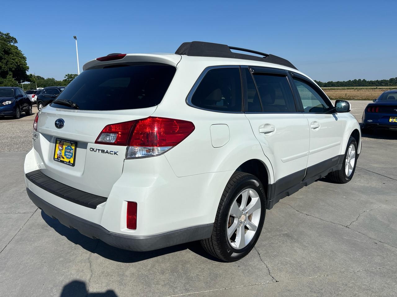 Subaru Outback 4dr Wgn H4 Auto 2.5i Premium 2013