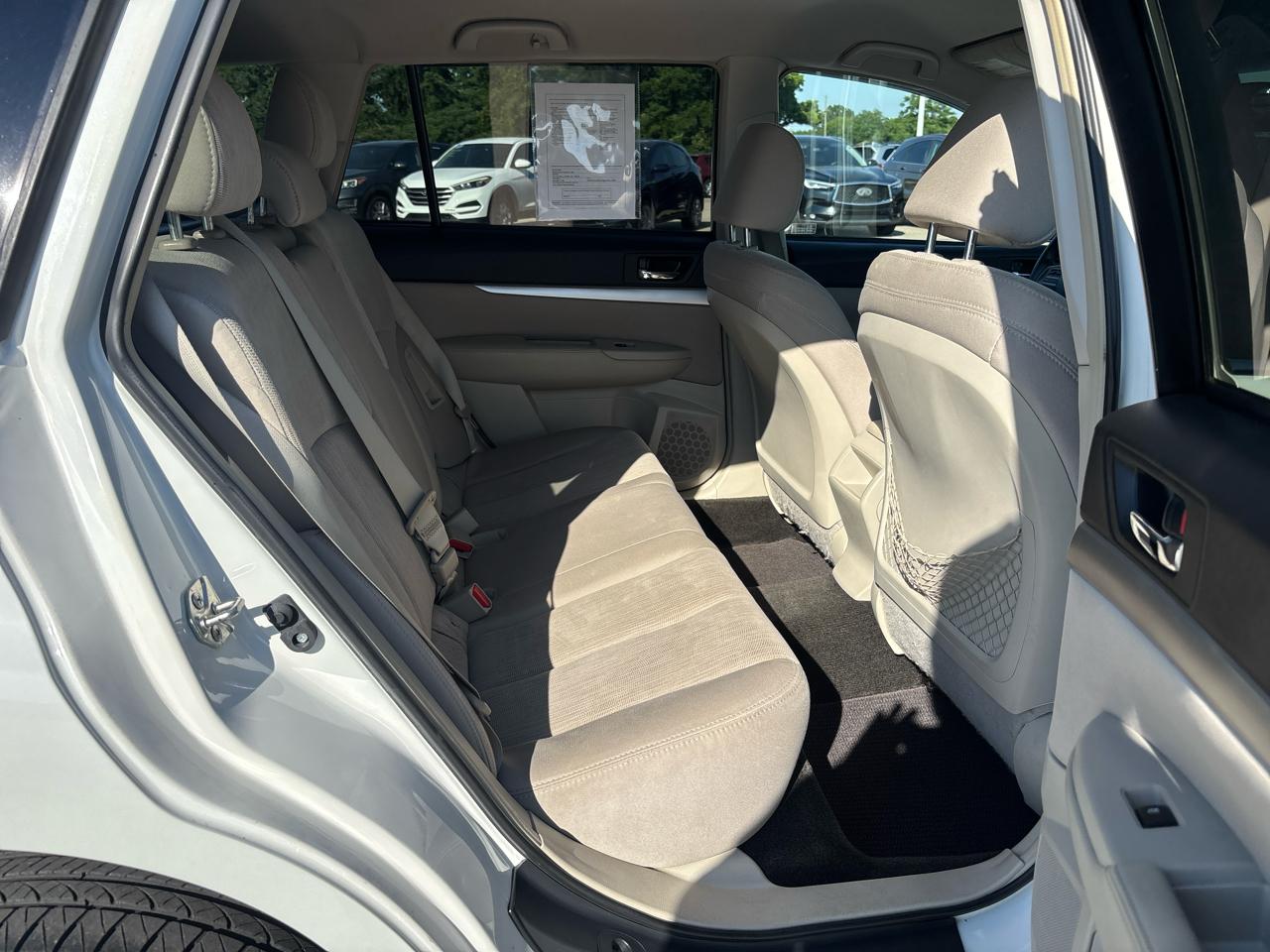 Subaru Outback 4dr Wgn H4 Auto 2.5i Premium 2013