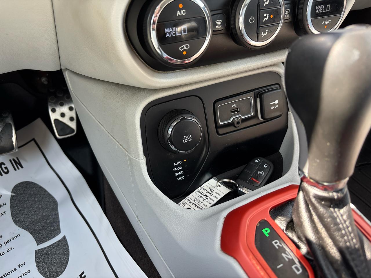 Jeep Renegade 4WD 4dr Latitude 2015
