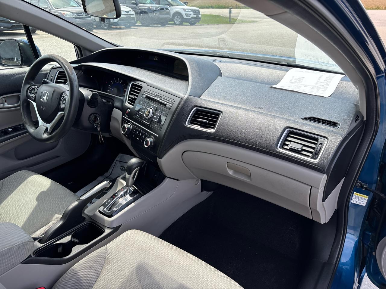 Honda Civic Sedan 4dr CVT LX 2015