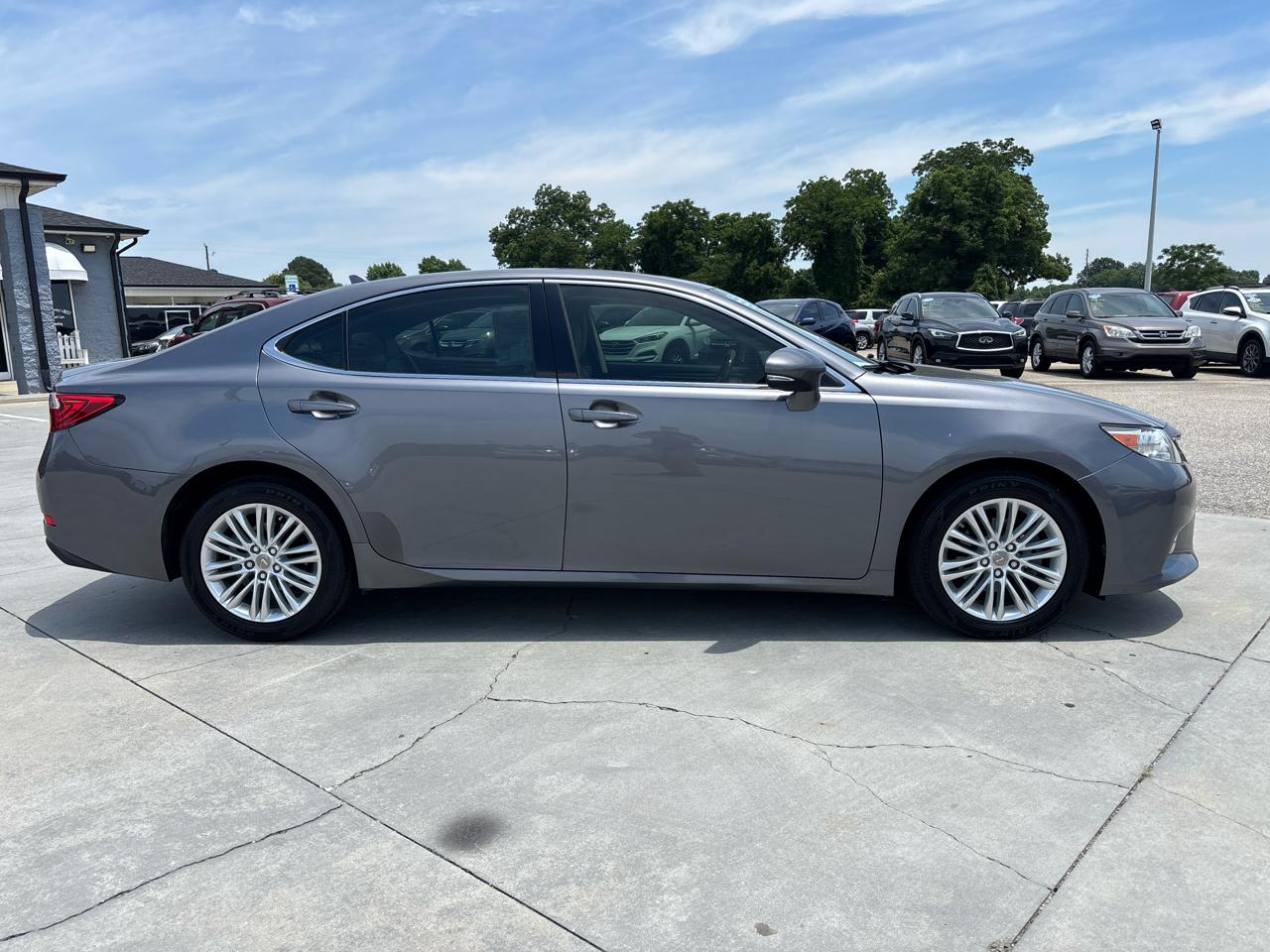 Lexus ES 350 4dr Sdn 2013