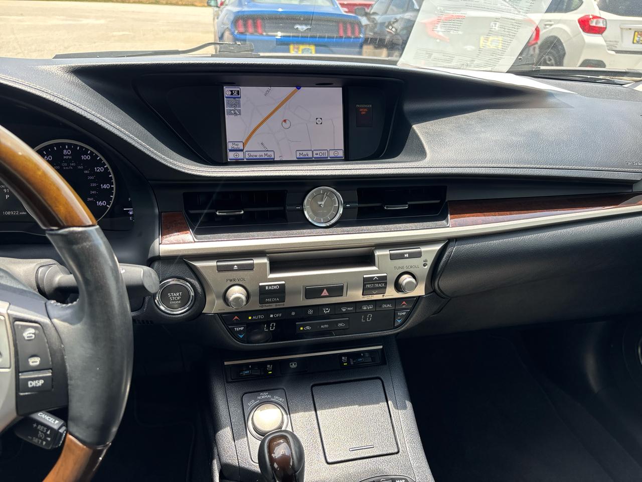 Lexus ES 350 4dr Sdn 2013