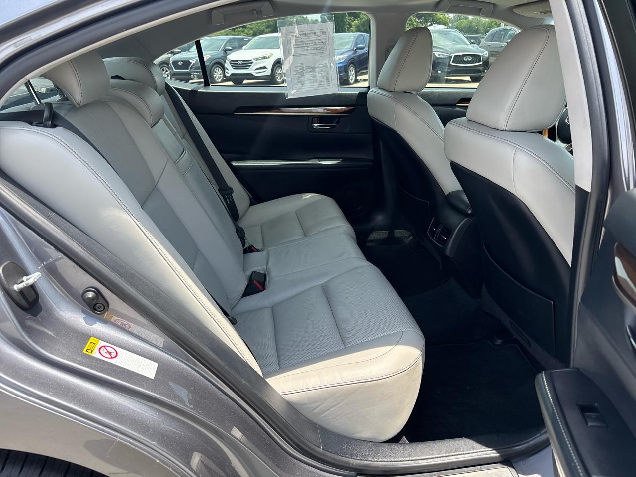 Lexus ES 350 4dr Sdn 2013