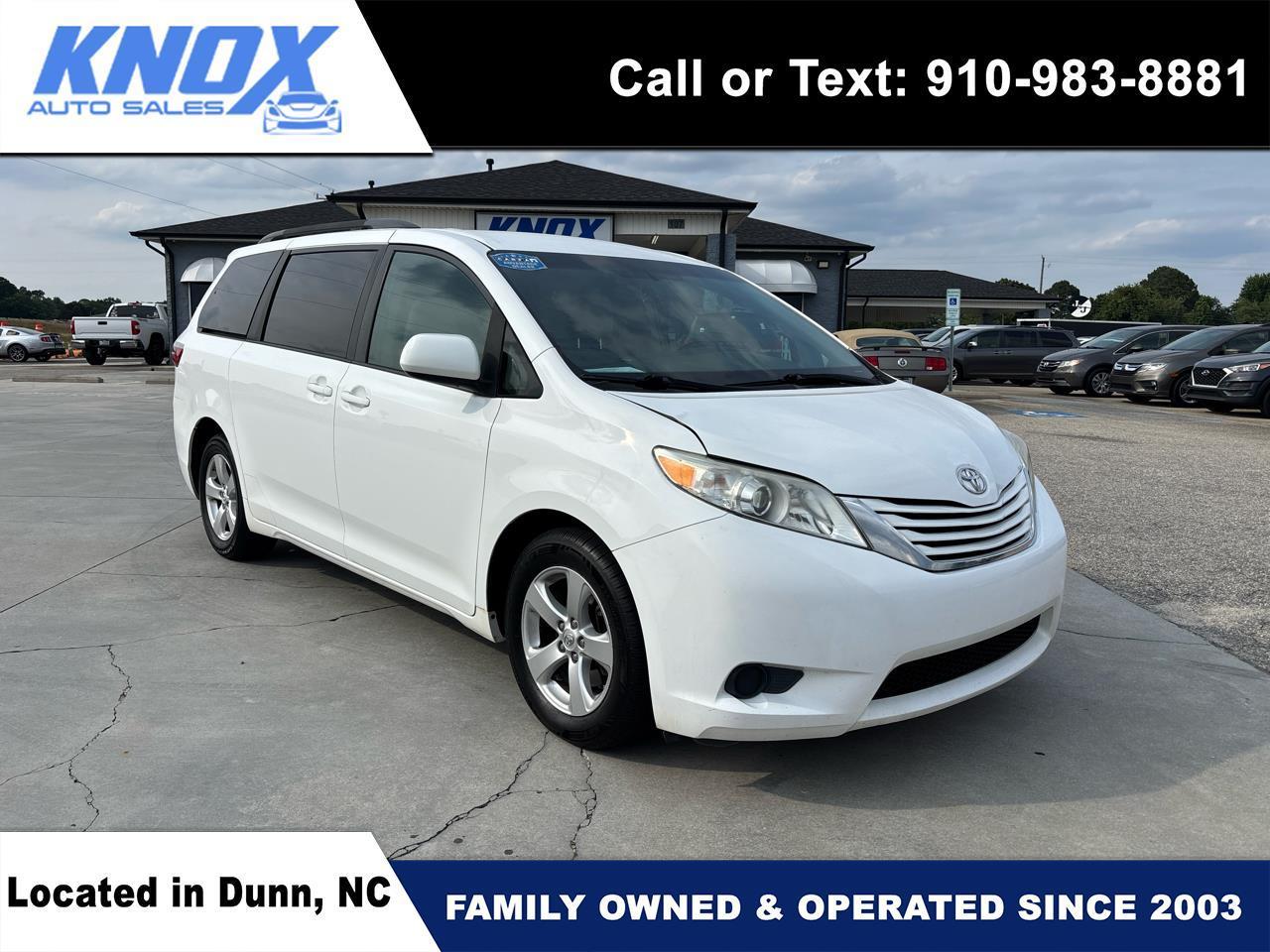 Toyota Sienna LE FWD 8-Passenger (Natl) 2017