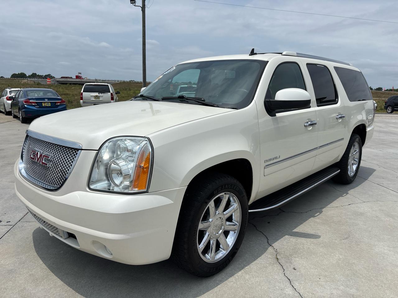 GMC Yukon XL AWD 4dr Denali 2014