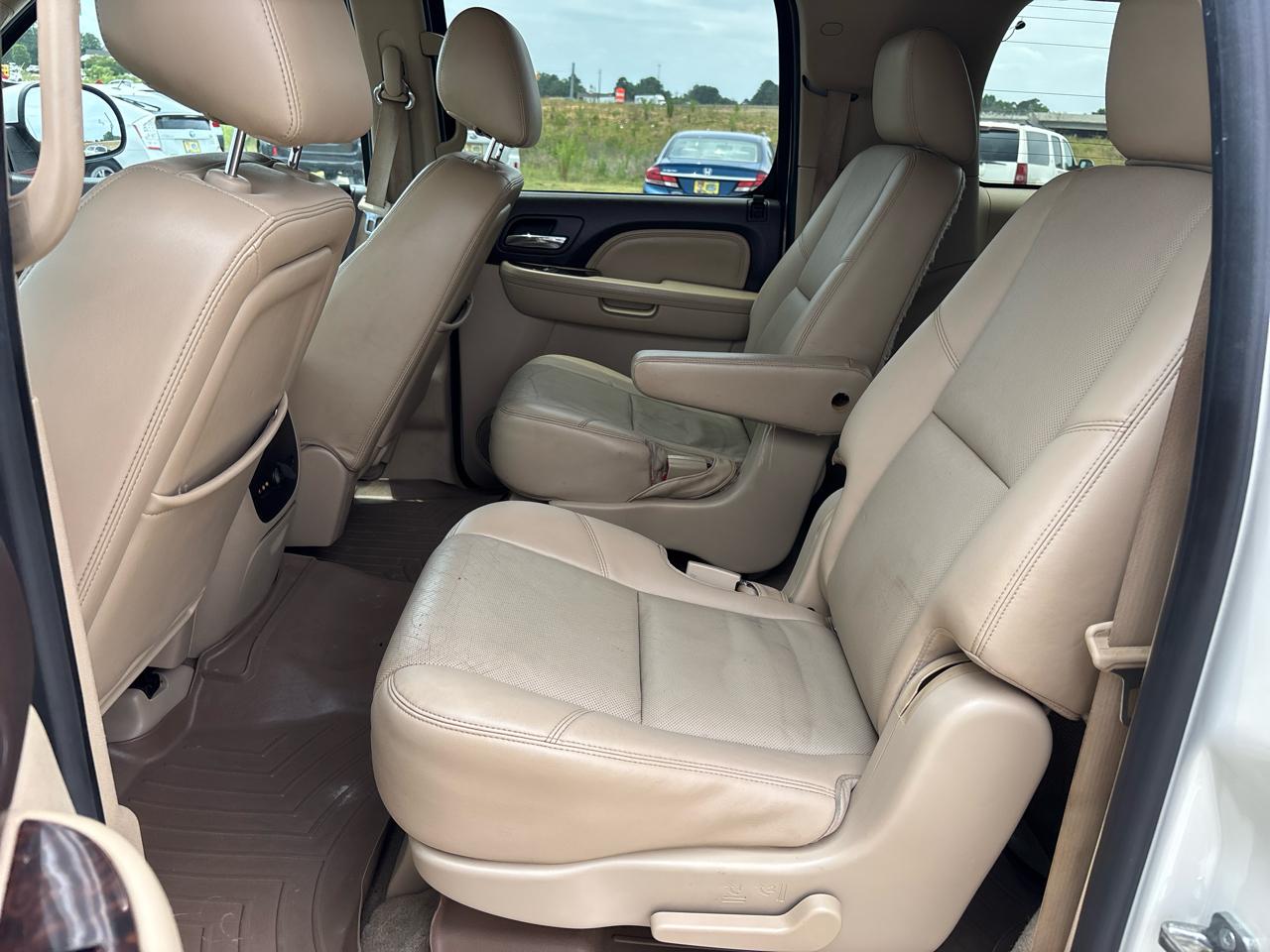 GMC Yukon XL AWD 4dr Denali 2014
