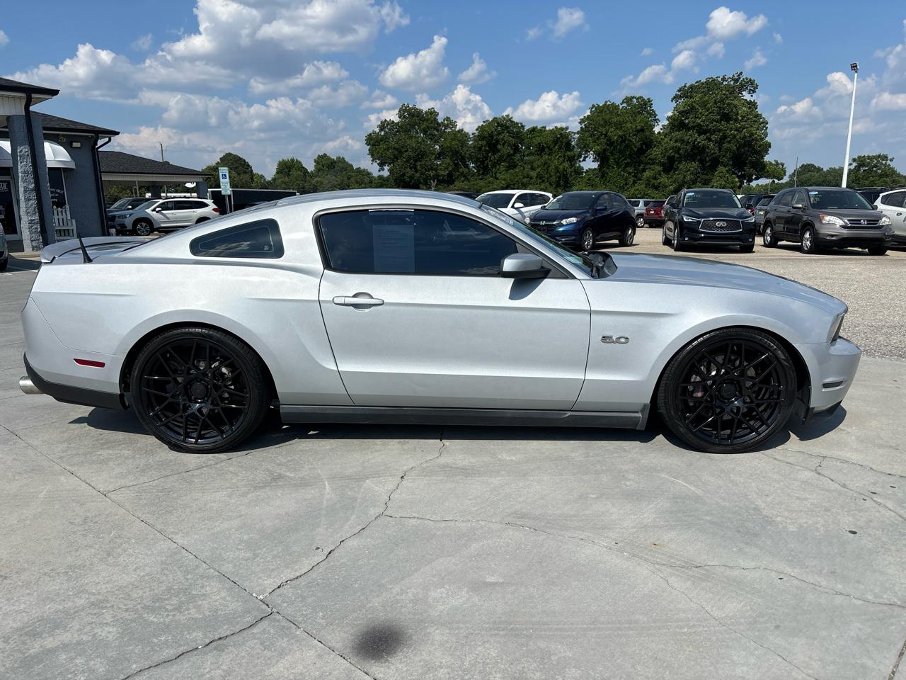 Ford Mustang 2dr Cpe GT 2011