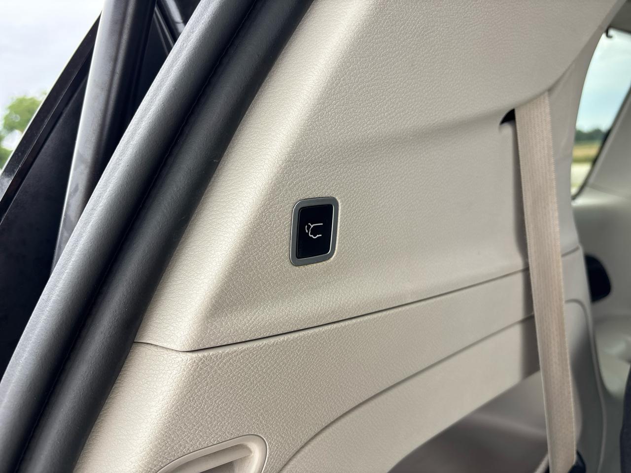 Chrysler Pacifica Touring-L FWD 2017