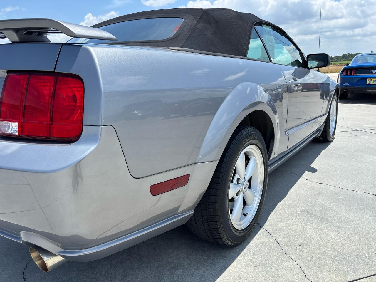 Ford Mustang 2dr Conv GT Deluxe 2007