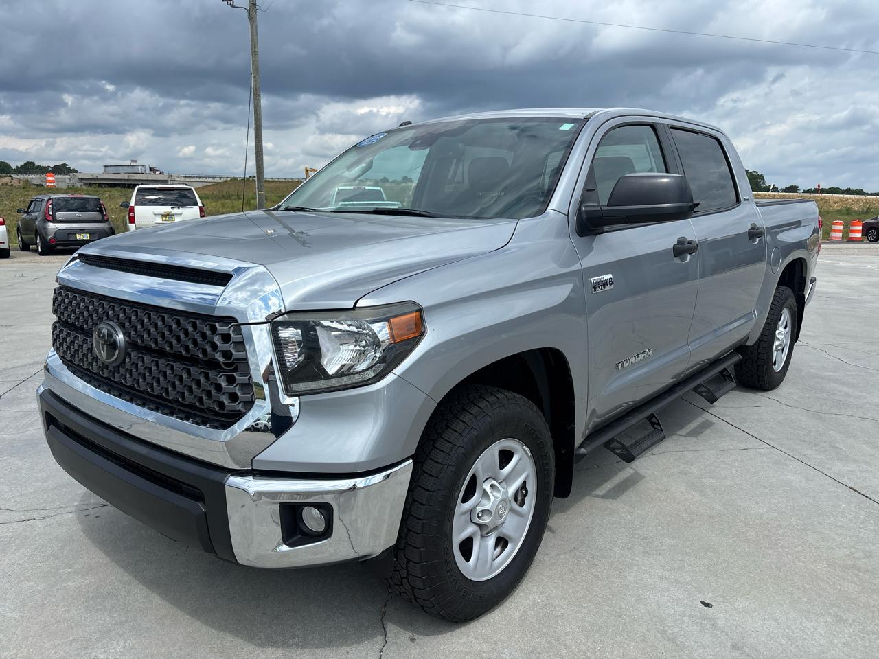 Toyota Tundra 4WD SR5 CrewMax 5.5' Bed 5.7L FFV (Natl) 2019