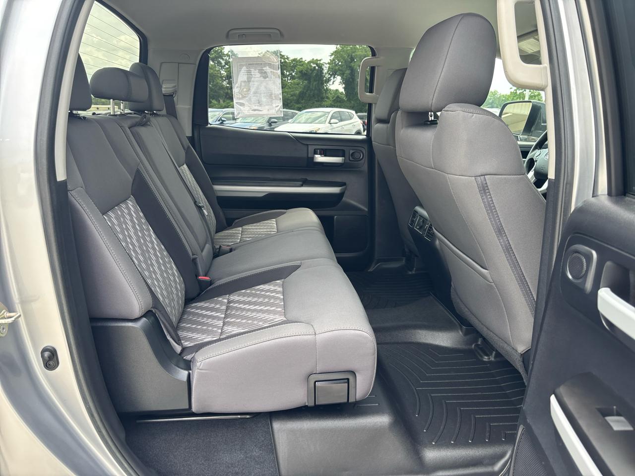 Toyota Tundra 4WD SR5 CrewMax 5.5' Bed 5.7L FFV (Natl) 2019