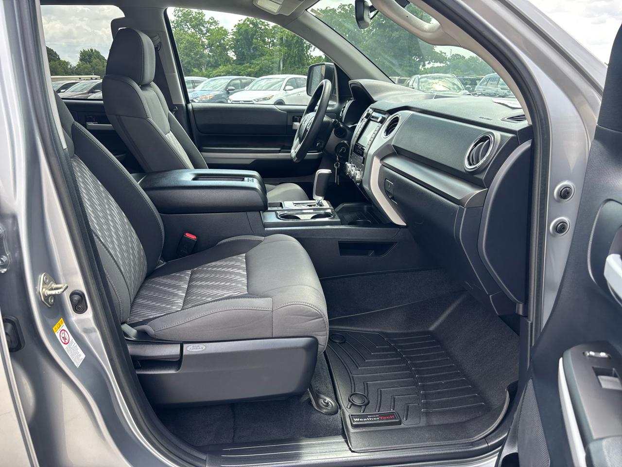 Toyota Tundra 4WD SR5 CrewMax 5.5' Bed 5.7L FFV (Natl) 2019