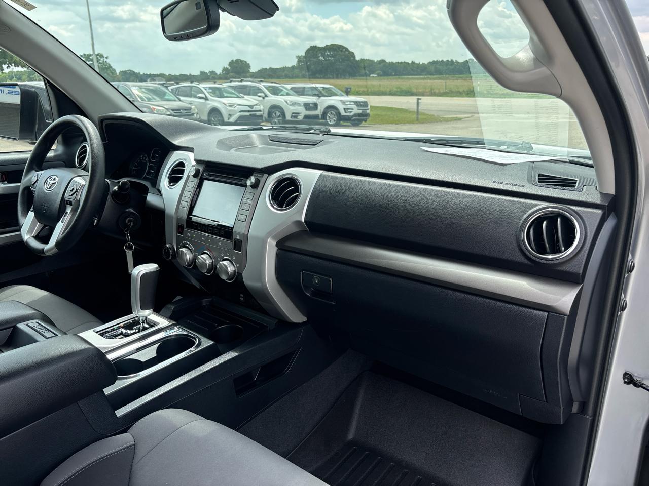 Toyota Tundra 4WD SR5 CrewMax 5.5' Bed 5.7L FFV (Natl) 2019