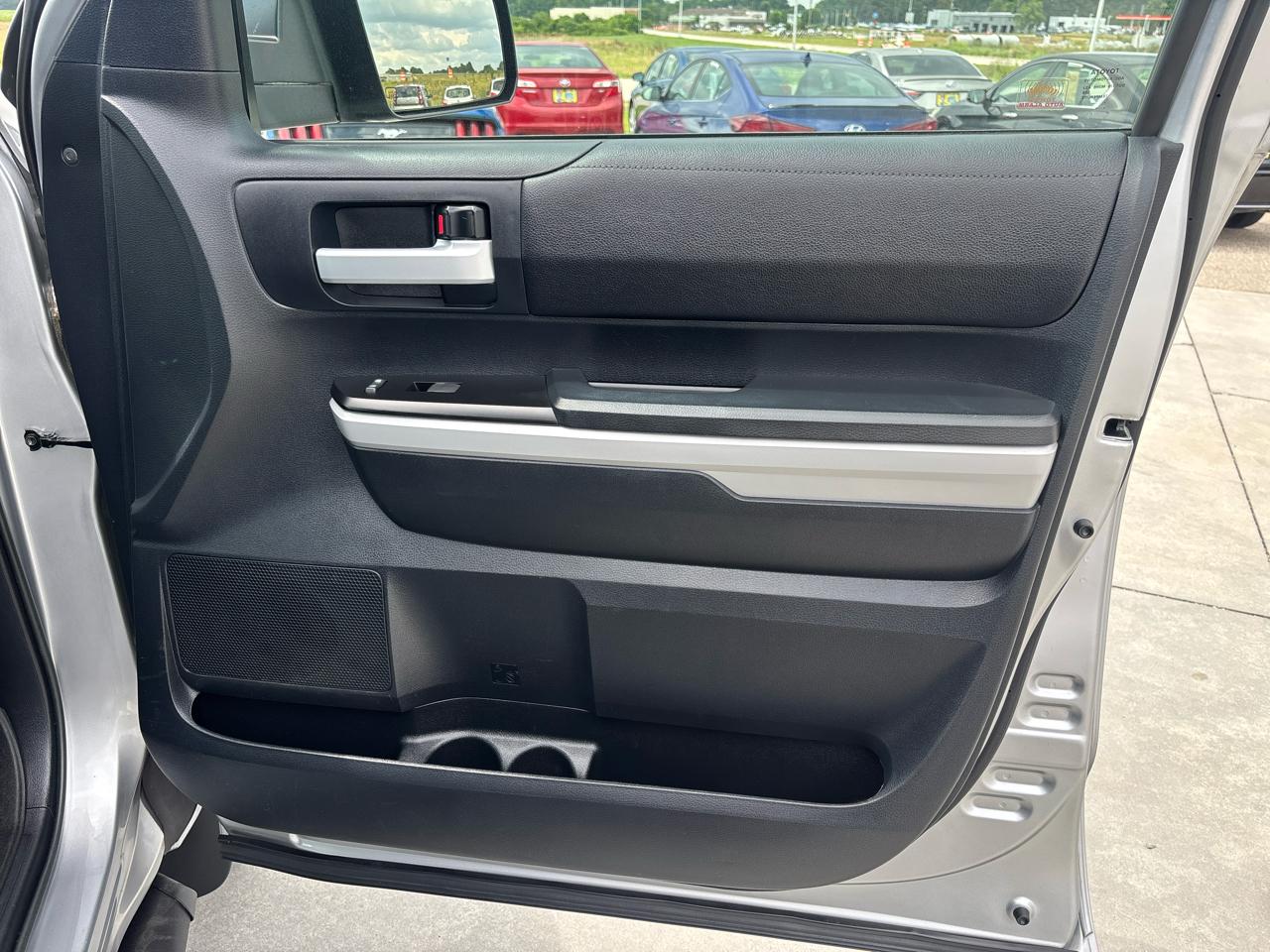 Toyota Tundra 4WD SR5 CrewMax 5.5' Bed 5.7L FFV (Natl) 2019