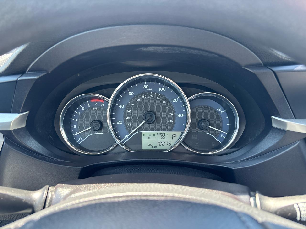 Toyota Corolla 4dr Sdn CVT LE (Natl) 2016