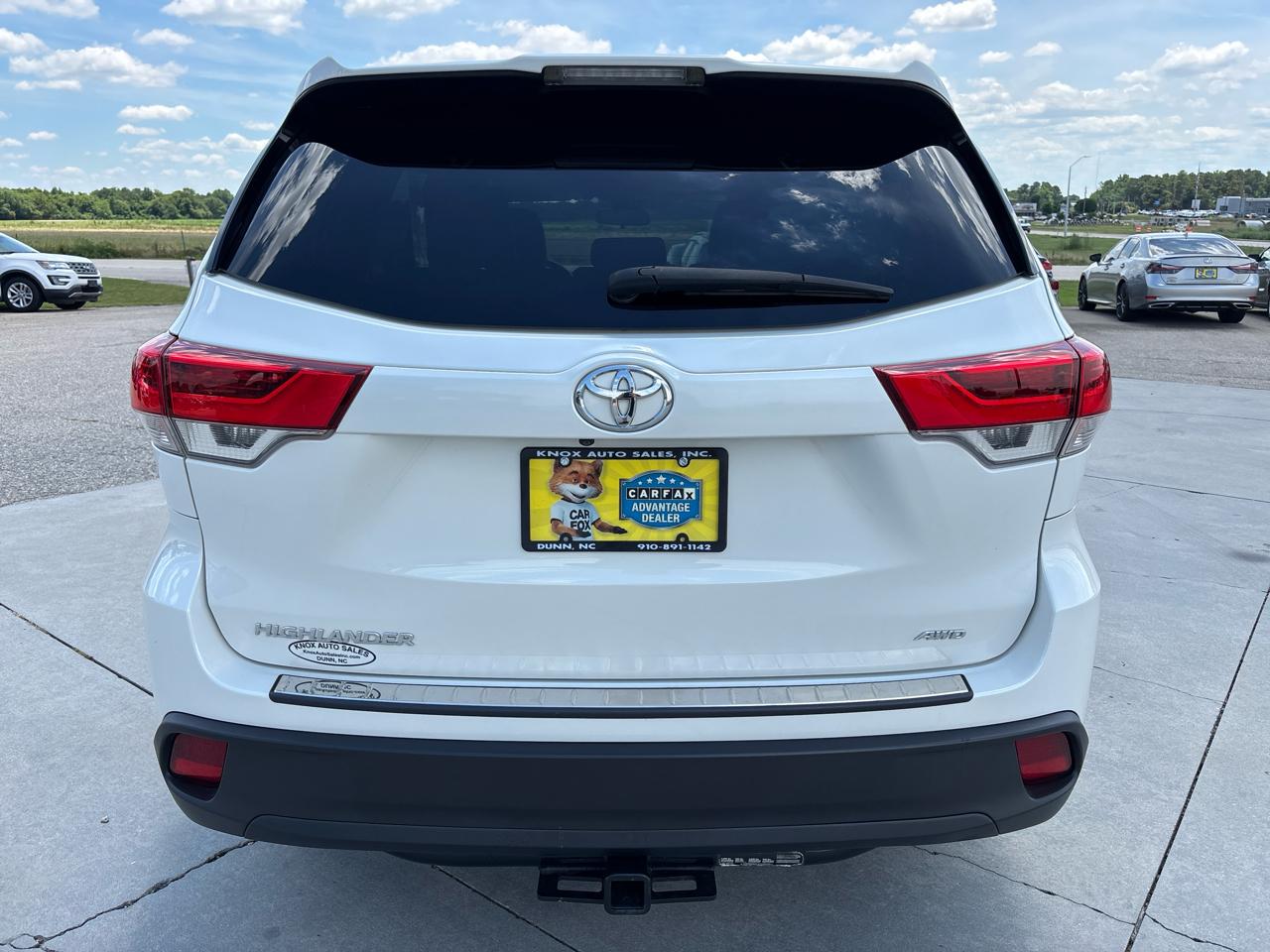 Toyota Highlander LE V6 AWD (Natl) 2018