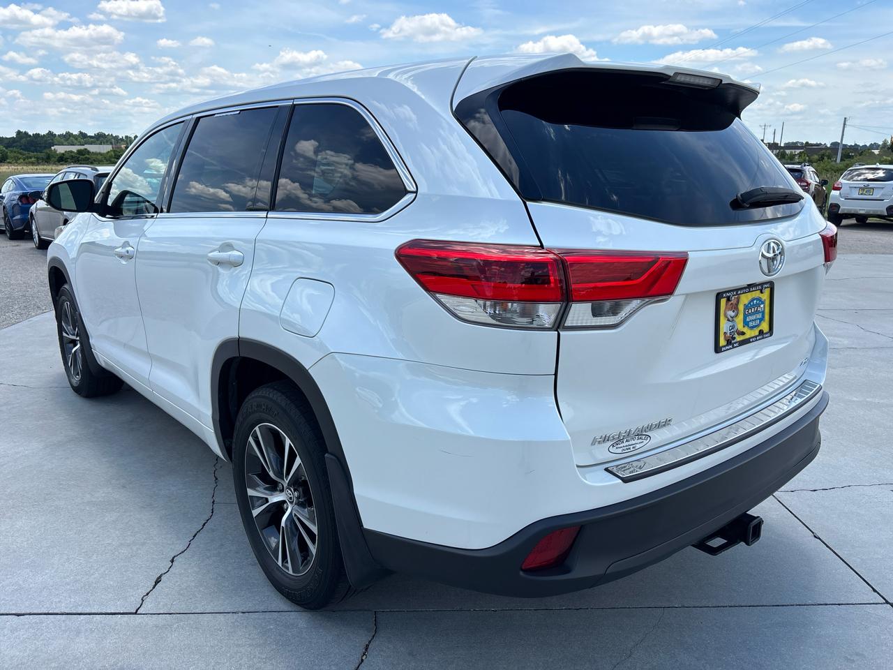 Toyota Highlander LE V6 AWD (Natl) 2018