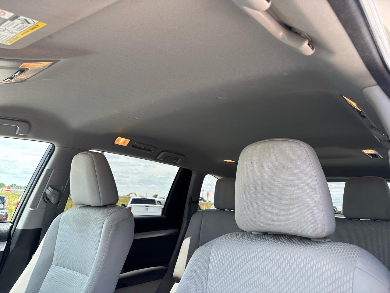Toyota Highlander LE V6 AWD (Natl) 2018