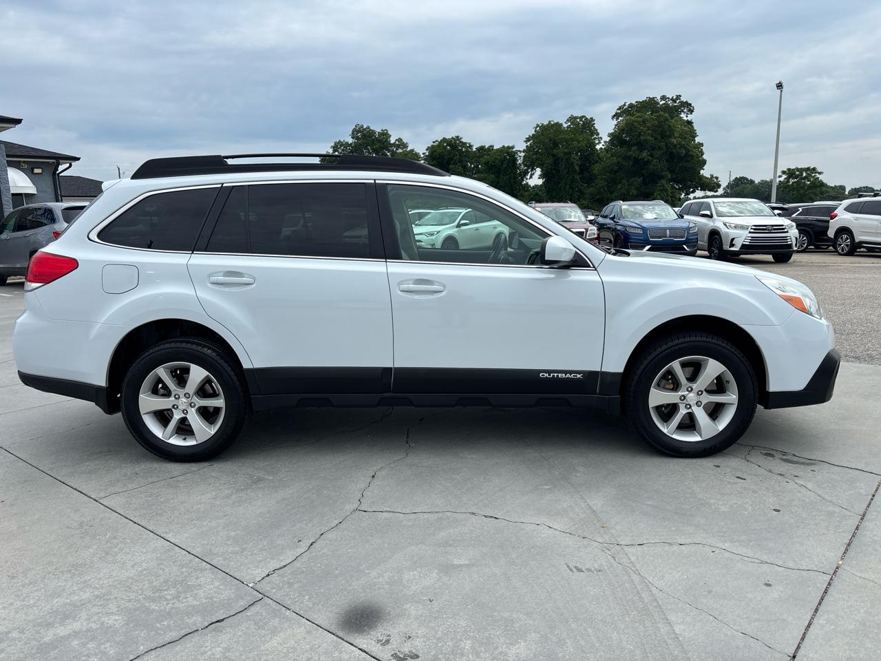 Subaru Outback 4dr Wgn H6 Auto 3.6R Limited 2013