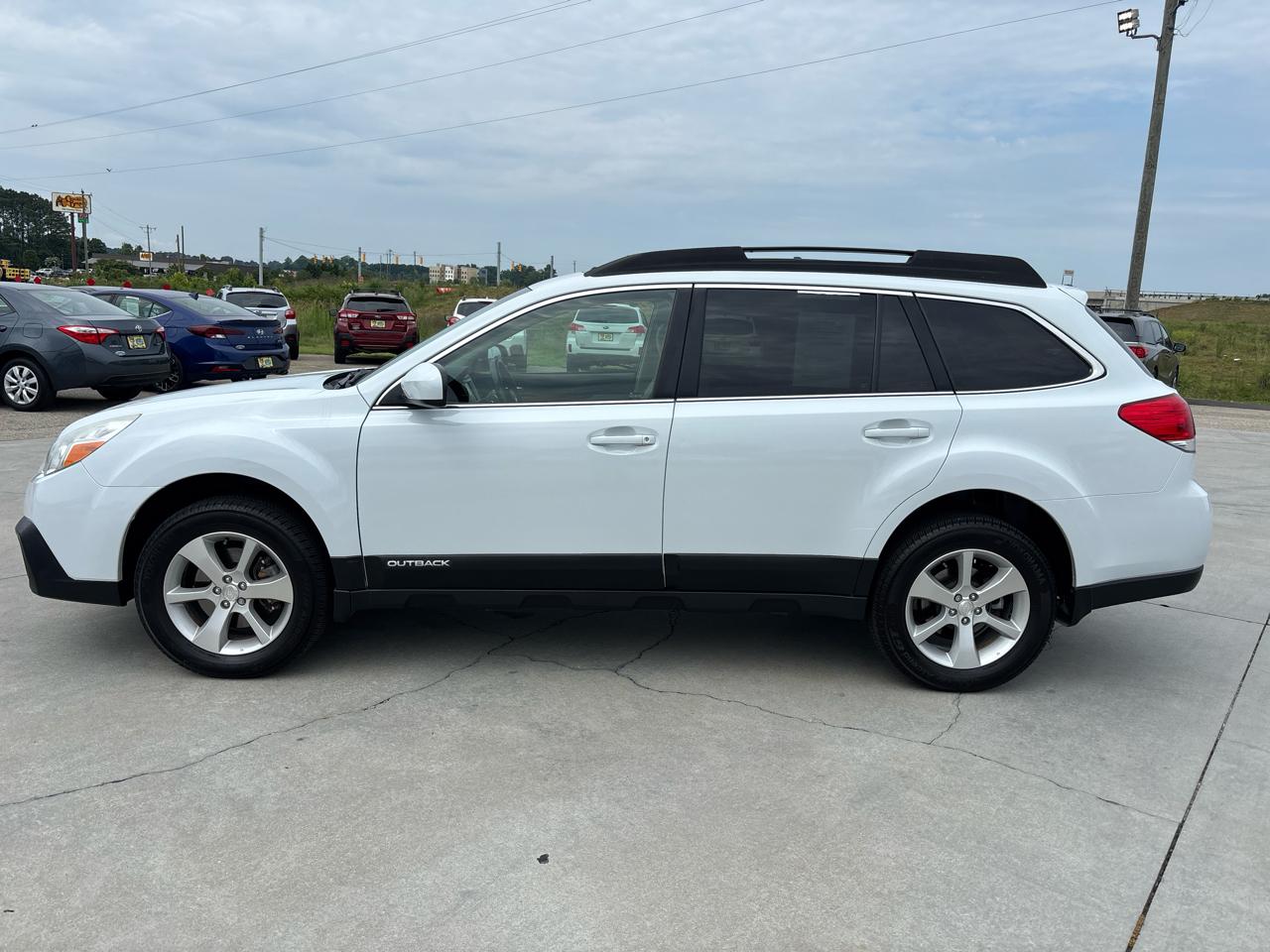Subaru Outback 4dr Wgn H6 Auto 3.6R Limited 2013