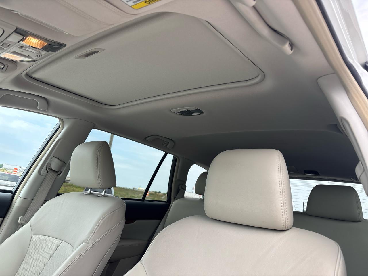 Subaru Outback 4dr Wgn H6 Auto 3.6R Limited 2013