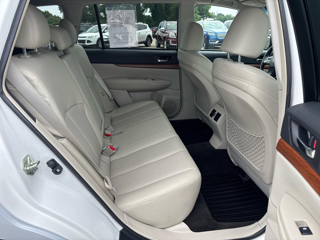 Subaru Outback 4dr Wgn H6 Auto 3.6R Limited 2013