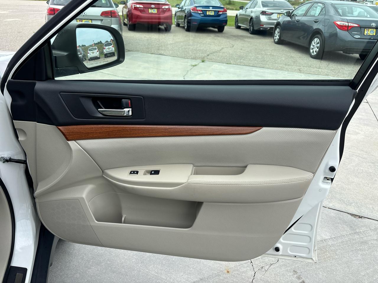 Subaru Outback 4dr Wgn H6 Auto 3.6R Limited 2013