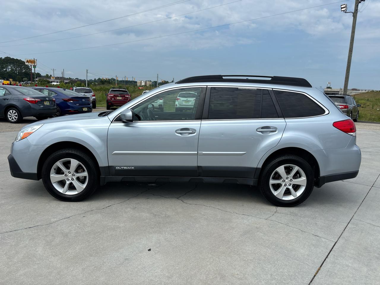 Subaru Outback 2.5i Limited Wagon 2014
