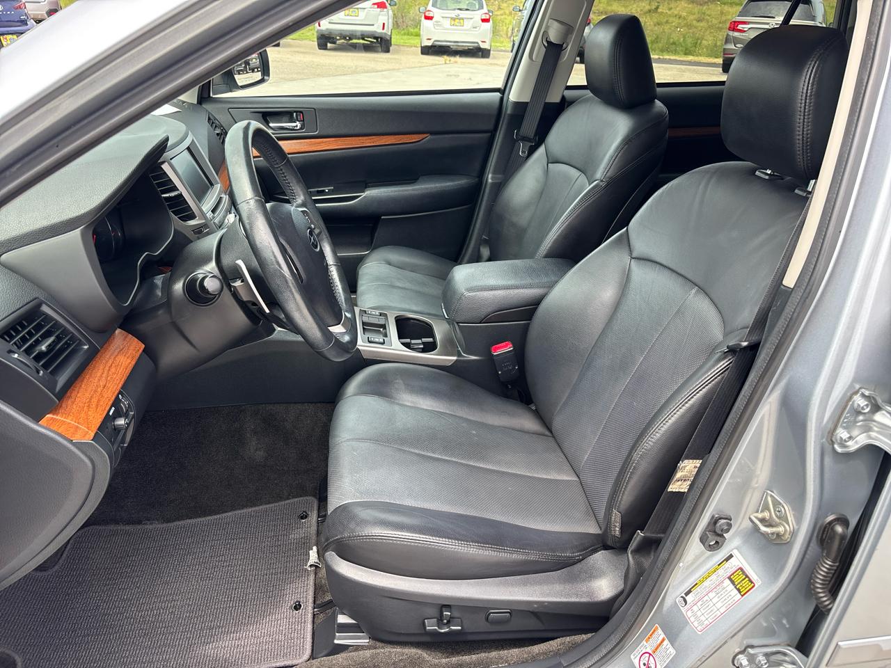 Subaru Outback 2.5i Limited Wagon 2014