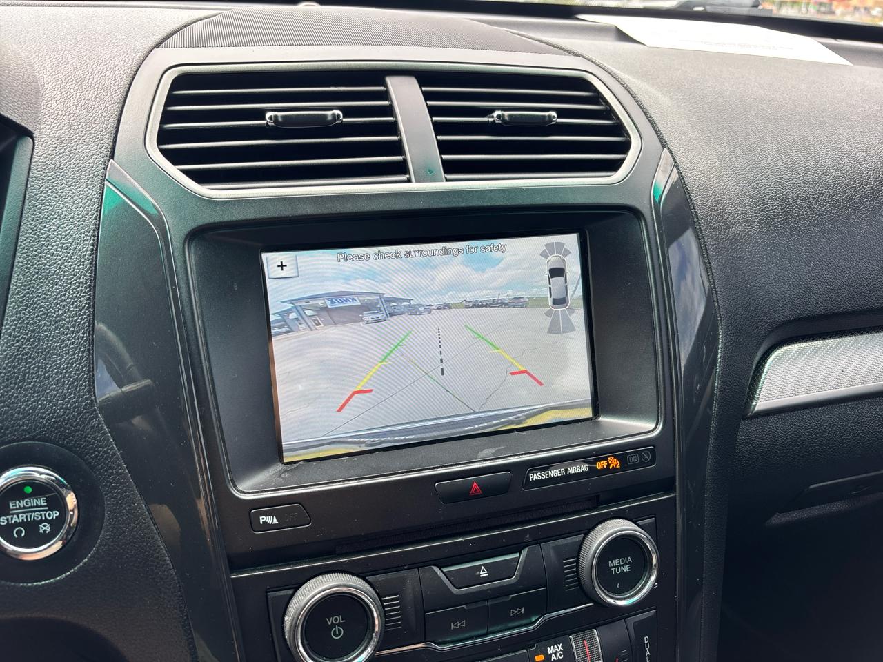 Ford Explorer XLT FWD 2018